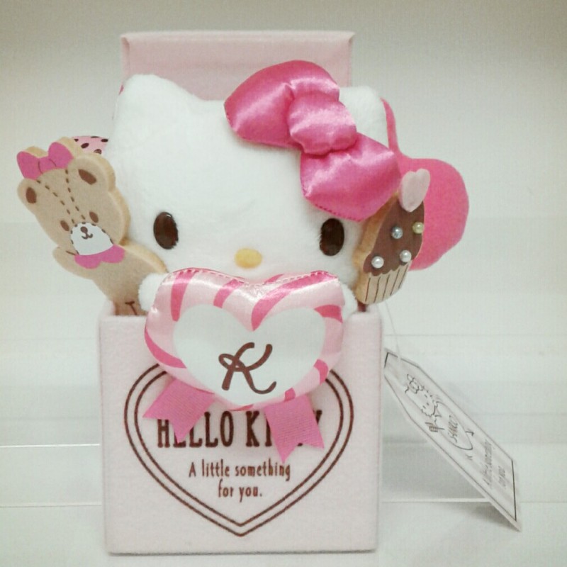 hello kitty valentine plush